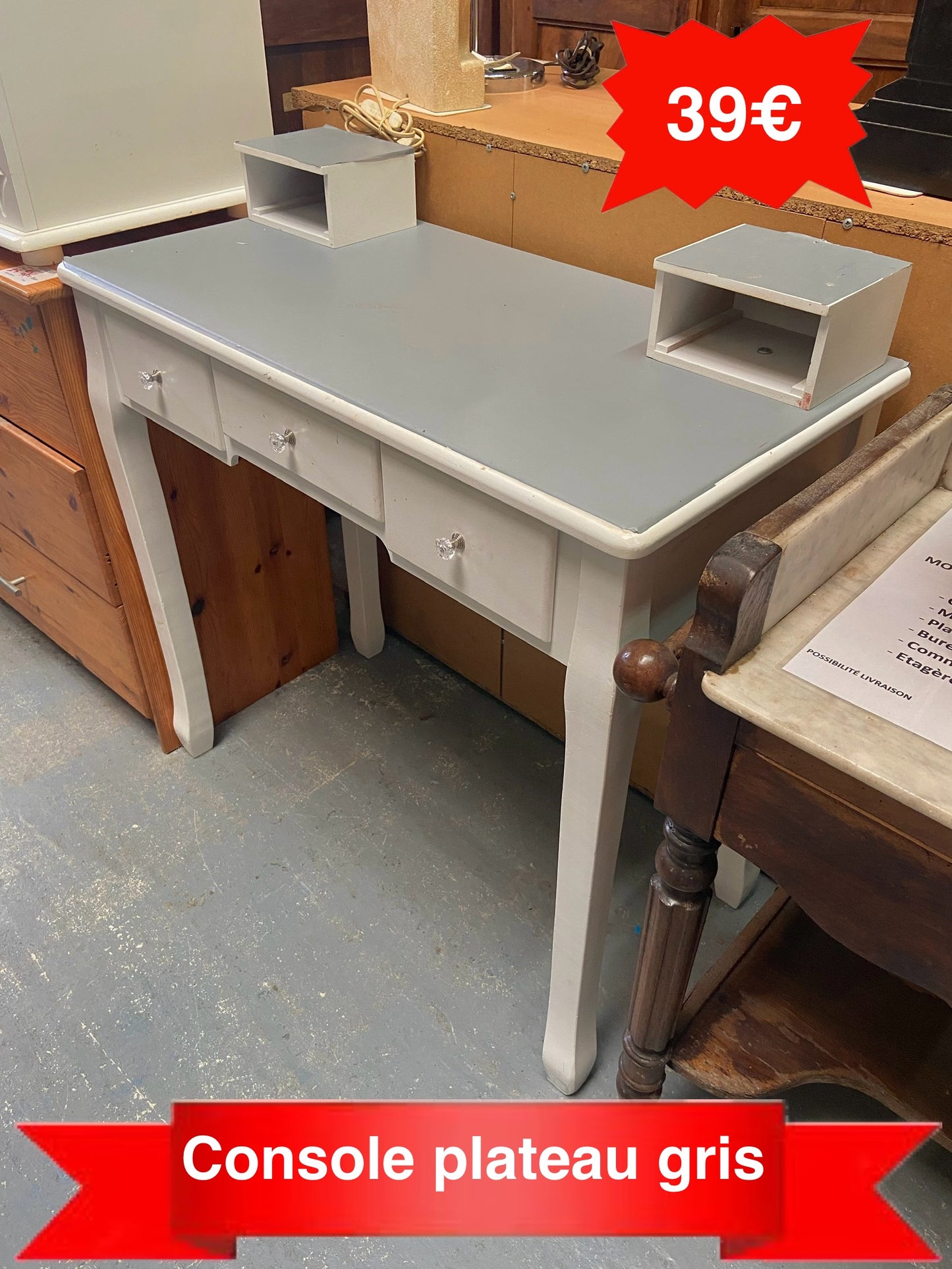 Console plateau gris