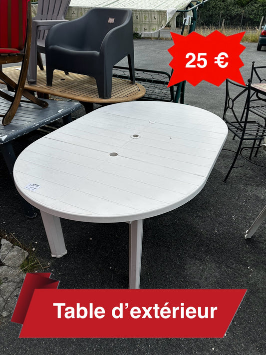 Table d'extérieur