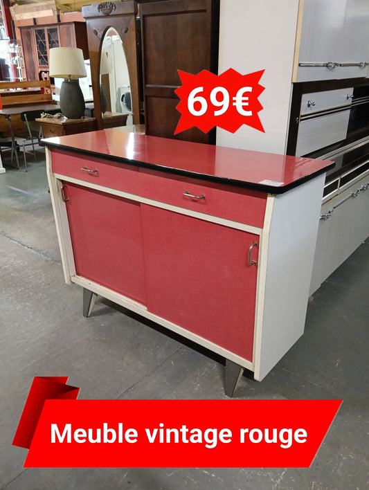 Meuble vintage rouge